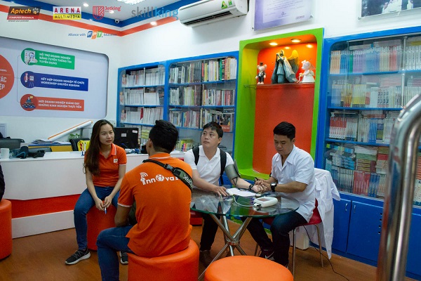 FPT-Aptech-hien-mau-lan-thu-74