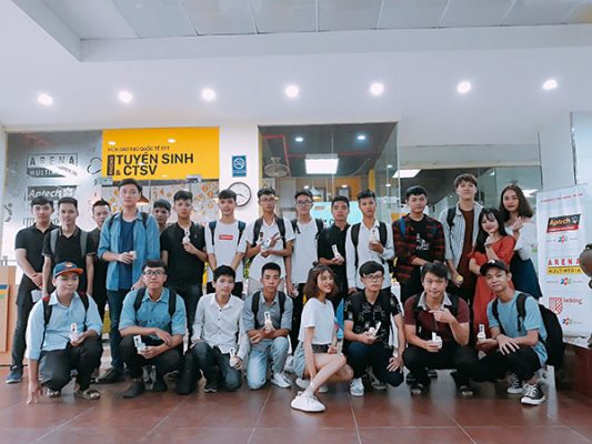 FPT-Aptech-FAI's-man-tu-tin-tha-dang-tai-ngay-hoi-men-day