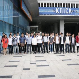 Sinh viên FPT Aptech trải nghiệm “phỏng vấn thử, nhận việc thật” tại FPT Information System