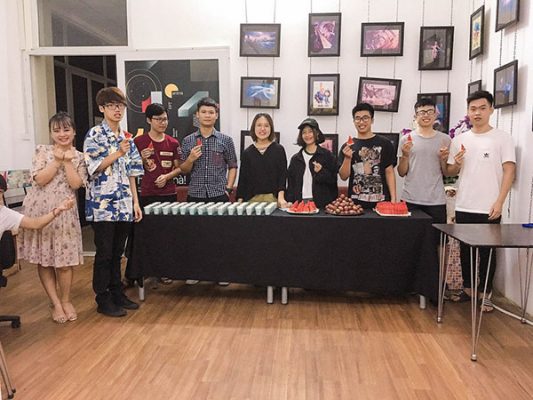 FPT-Aptech-xem-cac-FAI-er-bung-no-tai-mini-game-tét-doan-ngo-diet-sau-bo-trung-qua-to