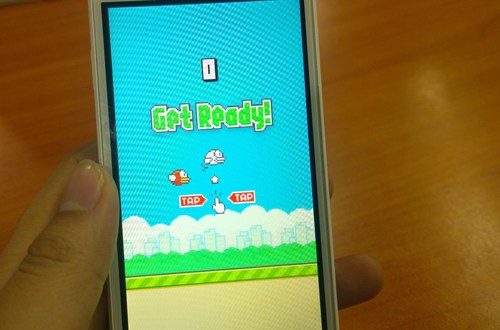 FPT-APTECH-tranh-cai-quanh-doanh-thu-tien-ti-tu-game-flappy-bird-cua-nguyen-ha-dong