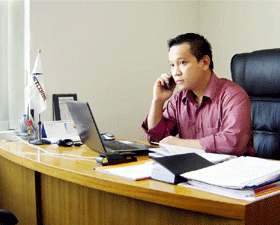 Từ nhân viên lễ tân đến ông chủ VietComs