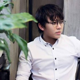 Không ai thay bạn đi con đường bạn chọn