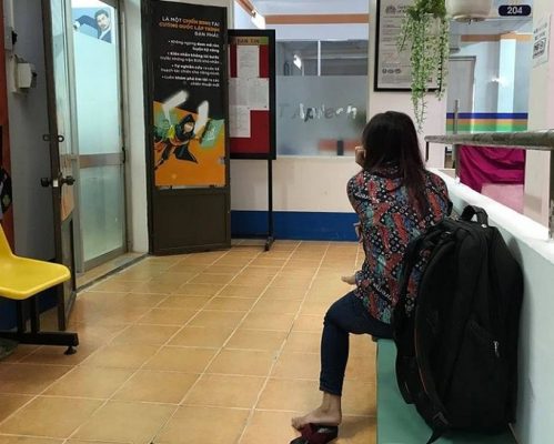 FPT-APTECH-nguoi-me-12-nam-be-con-di-hoc