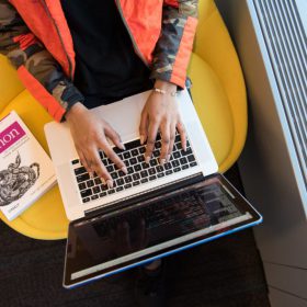 Bật mí backend nên học gì? Top 7 ngôn ngữ backend thông dụng nhất