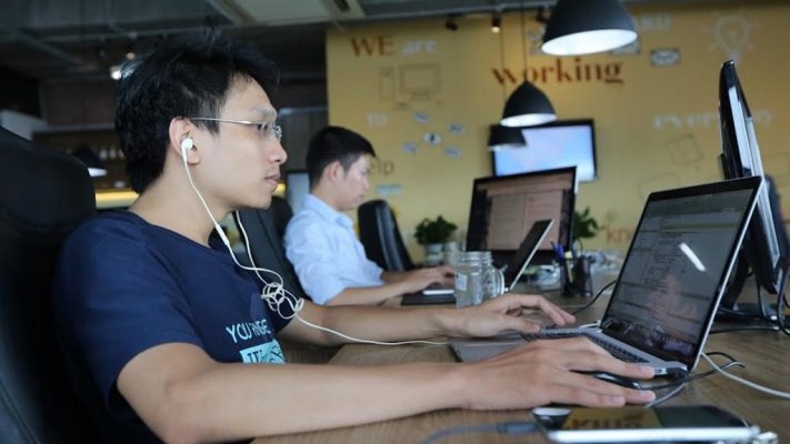 Nhu cầu nhân lực của ngành nào sẽ tăng trong nửa cuối năm 2022? - ảnh 1