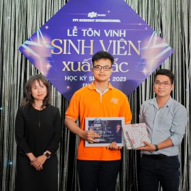 Buổi tối đầy cảm xúc tại Lễ Tôn vinh Sinh viên Xuất sắc học kỳ Spring 2023
