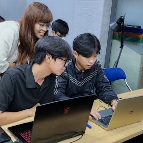 Trải nghiệm làm game trên Unity tạo hứng thú cho các bạn trẻ