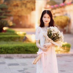 Truy tìm info nữ sinh FPT Aptech có nụ cười trong trẻo ngày khai giảng