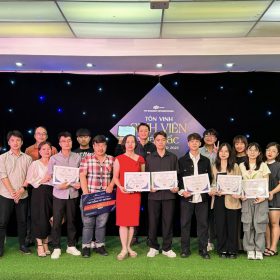 Lễ Tôn Vinh Sinh Viên Xuất Sắc đáng nhớ học kỳ Summer 2023