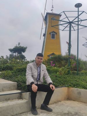 Hoàng Văn Đắm, trở thành lập trình viên sau 6 tháng học trực tuyến tại FUNiX. Ảnh: Nhân vật cung cấp