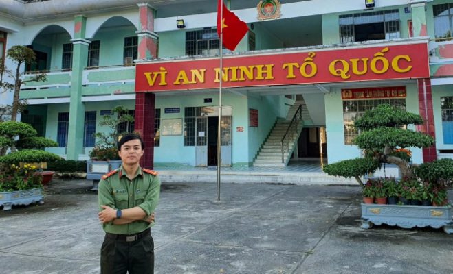 Lưu Tử Long - cựu sĩ quan công an chuyển nghề, đi theo lĩnh vực IT để thay đổi bản thân. Ảnh: Nhân vật cung cấp