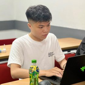 CODE STORY #26: Phùng Hoàng – Mình chọn học thêm ngành Lập trình để tăng cơ hội việc làm