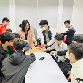 Giờ học Doanh nghiệp: Khám phá bí quyết thành công trong nghệ thuật thuyết trình cùng sinh viên FPT Aptech