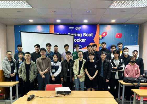 sinh viên FPT Aptech