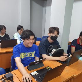 Một buổi học kiến tạo xã hội đầy sôi nổi của lớp T1.2403.E0