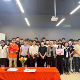 Sinh viên FPT Aptech T2307M và T2308A bảo vệ đồ án cuối kỳ: Căng thẳng, chuyên nghiệp và đầy cảm hứng