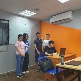 Khám phá buổi học kiến tạo xã hội tại lớp T1.2403.E0 – môn Build Enterprise and Cloud Applications with Microsoft Azure