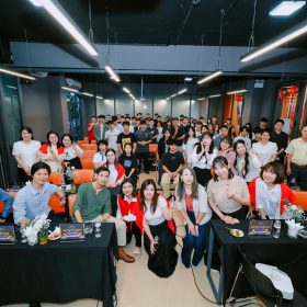 Rực đỏ tinh thần A80 trong Lễ Khai giảng tháng 8 – Học kỳ Summer 2025 tại Viện đào tạo quốc tế FPT