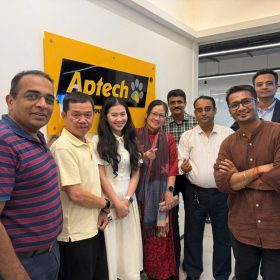 Viện đào tạo quốc tế FPT làm việc cùng tập đoàn Aptech tại Ấn Độ, mở rộng hợp tác đào tạo công nghệ và sáng tạo số