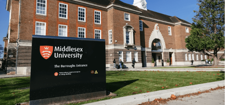 Cơ hội học chuyển tiếp chỉ một năm nhận bằng cử nhân quốc tế tại đại học top đầu London cho sinh viên FPT Aptech