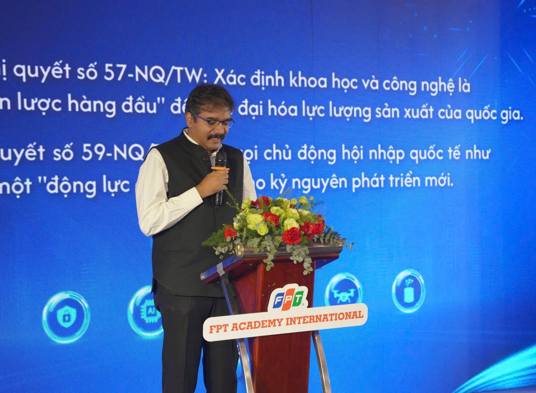 Ngài Vipra Pandey - Tổng lãnh sự quán Ấn Độ tại TP HCM phát biểu tại sự kiện.