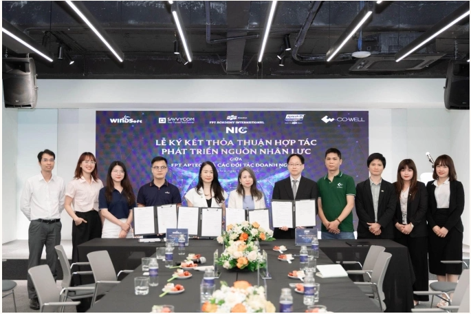 FPT Aptech hợp tác loạt doanh nghiệp công nghệ