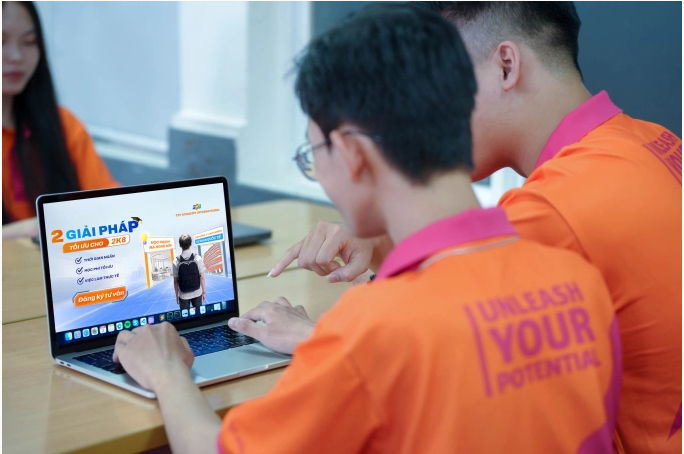 Mô hình 'học nhanh, ra nghề sớm' từ Viện Đào tạo quốc tế FPT