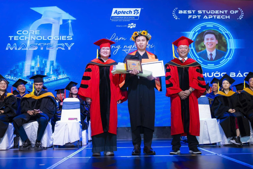 Lưu Phước Bảo chinh phục ngôi vị Thủ khoa đầu ra FPT Aptech