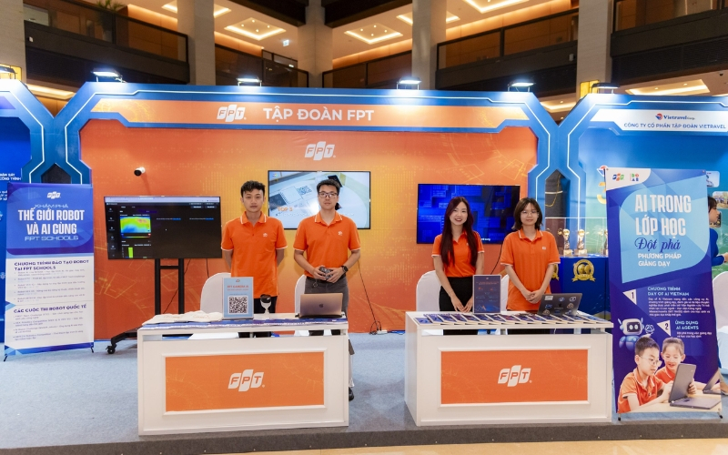 Ngành công nghệ tài chính (Fintech) là gì? Triển vọng việc làm và thu nhập 7 FPT Academy International tập trung đào tạo Fintech thực chiến, kết hợp công nghệ hiện đại và định hướng nghề nghiệp quốc tế