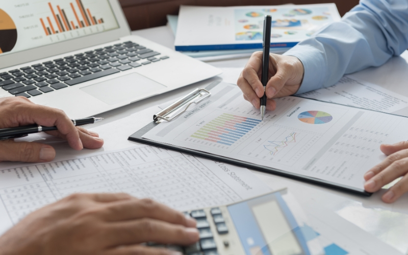 Ngành công nghệ tài chính (Fintech) là gì? Triển vọng việc làm và thu nhập 6 Người học Fintech cần tư duy logic, kiên trì, khả năng tự học, ngoại ngữ tốt và kỹ năng làm việc nhóm.