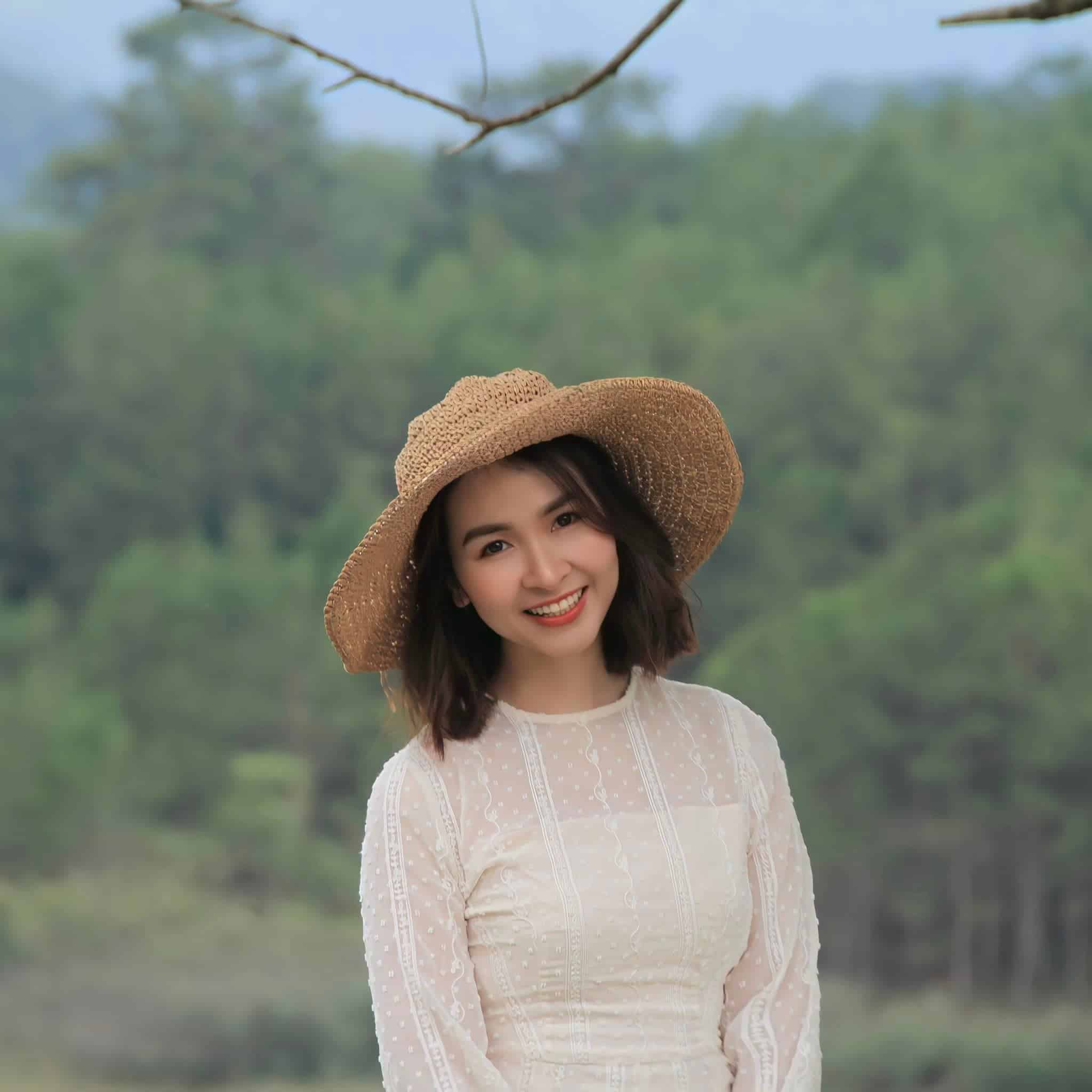 Luu Thi Phuong S1.2104.E0