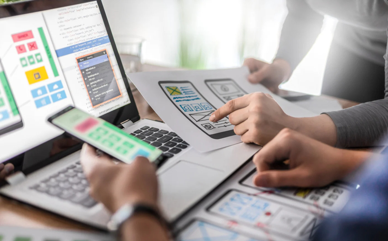 Ngành Digital Marketing là gì? Xu hướng và cơ hội nghề nghiệp 4 Digital Marketing cung cấp cho người học kiến thức nền tảng, kiến thức chuyên ngành cũng như kiến thức chuyên sâu về Digital Marketing.