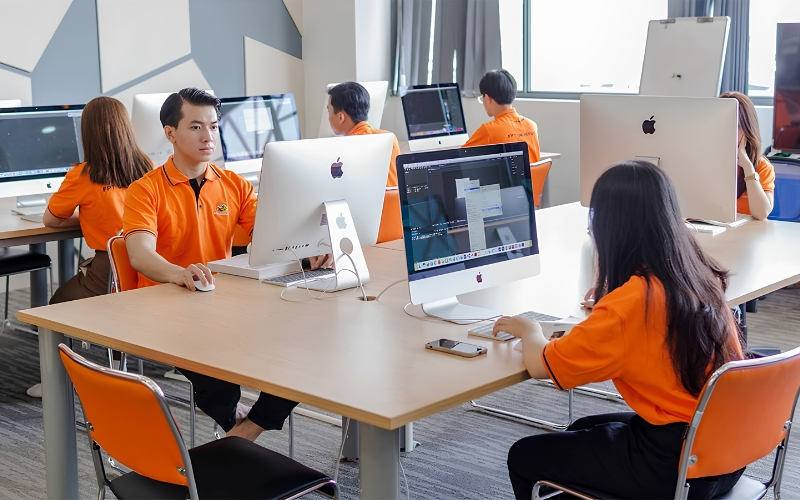 FAI đào tạo CNTT thực chiến, tích hợp AI, kết nối doanh nghiệp, mở rộng cơ hội việc làm quốc tế.