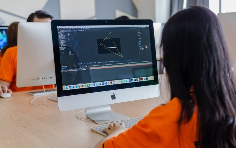 Thiết kế đồ họa học khối nào? Các tổ hợp xét tuyển cần nắm 6 FPT Academy International đào tạo thực chiến, giúp học viên sẵn sàng làm việc trong môi trường quốc tế.
