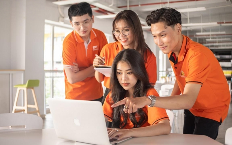 Ngành IT thiếu nhân lực, tạo cơ hội lớn cho người có kỹ năng thực chiến.