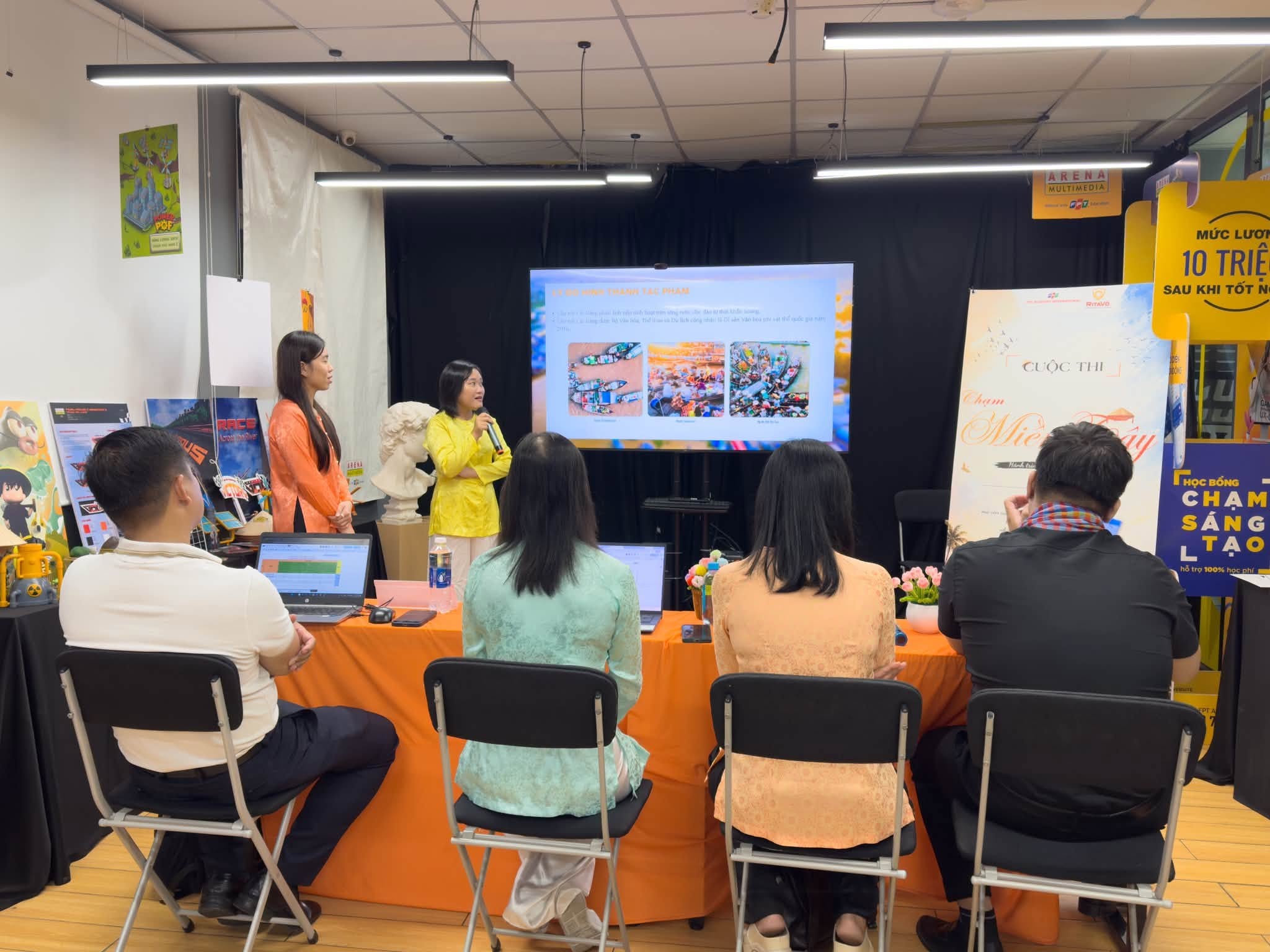 Cuộc thi "Chạm miền tây" - Hành trình kể chuyện văn hóa bằng góc nhìn thế hệ trẻ 12 766748172 122130133119245638 6223832856400402433 n