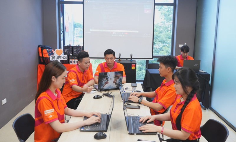 An toàn thông tin phù hợp với người yêu thích bảo mật, có tư duy phân tích và thích tìm hiểu cách hệ thống hoạt động.