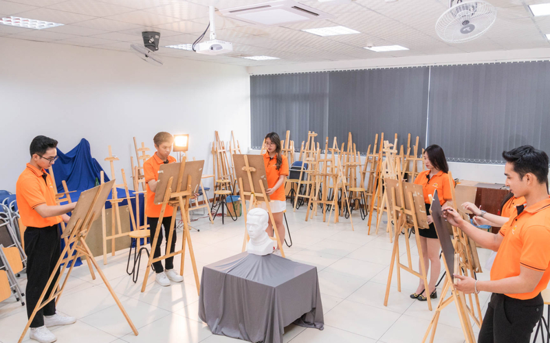 Thiết kế đồ họa đem lại cơ hội nghề nghiệp đa dạng và mức lương hấp dẫn, dao động từ 7 - trên 45 triệu/tháng.