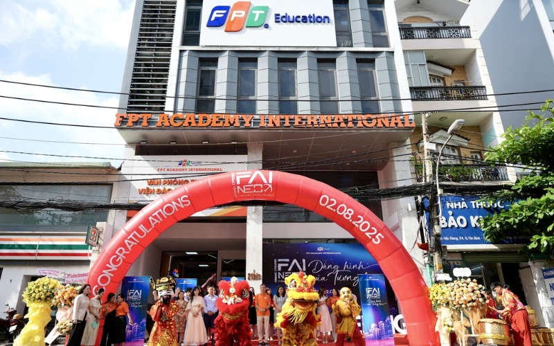 trường arena multimedia ở đâu