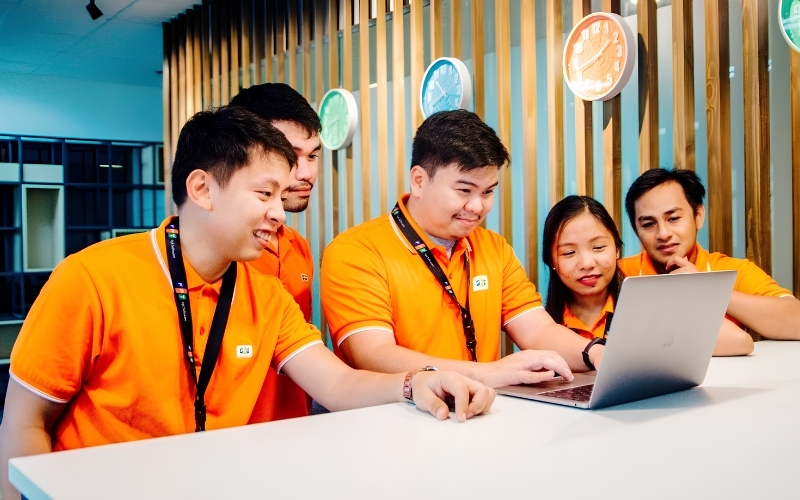 Khóa học kiểm thử phần mềm giúp người học phát triển kỹ năng đánh giá chất lượng và phát hiện lỗi sản phẩm.