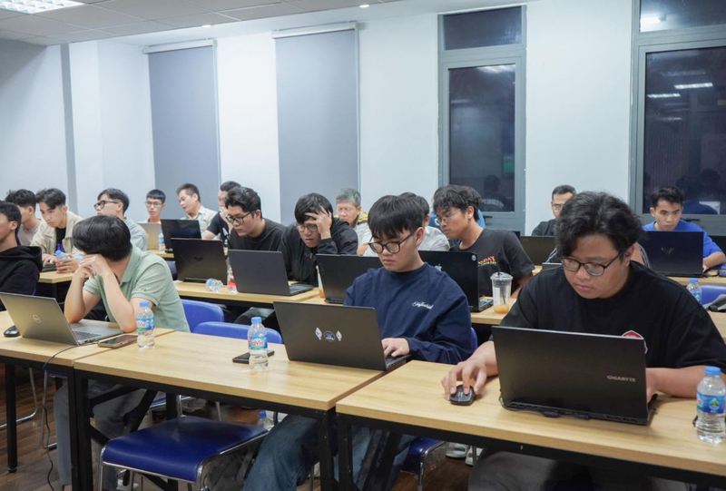 Khối lượng kiến thức rộng là một trong những thử thách người học ứng dụng phần mềm cần làm quen.
