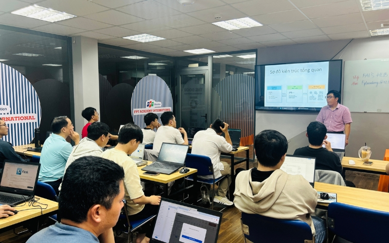 Người học cần nắm HTML, CSS và JavaScript trước khi tiếp cận PHP.