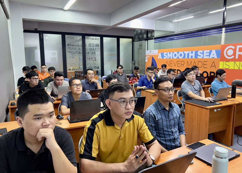 Thực tập và làm đồ án giúp sinh viên ứng dụng các kiến thức đã học vào công việc.