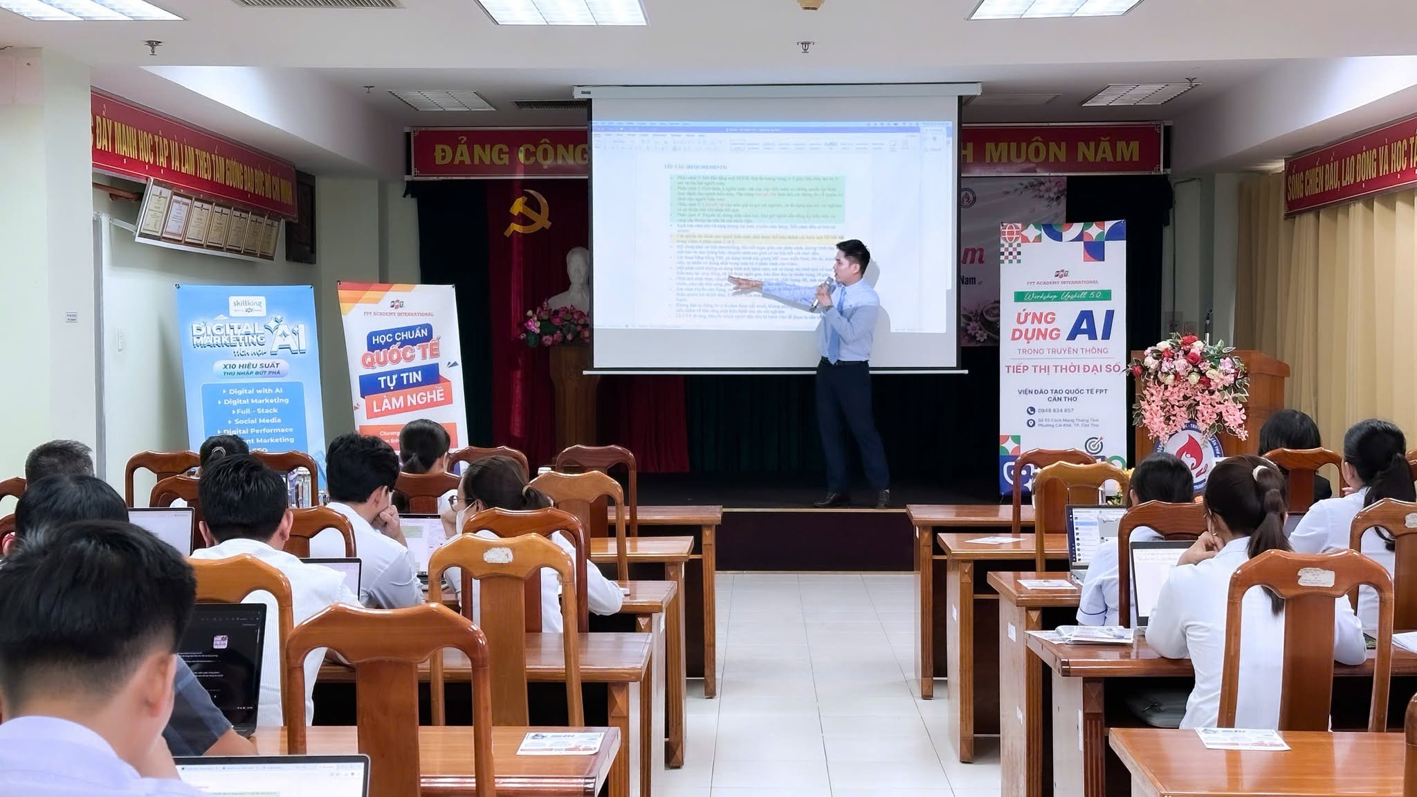 Workshop Upskill: Thực chiến AI tạo sản phẩm truyền thông y tế 4 857710525 122141572023245638 2543834923108077930 n